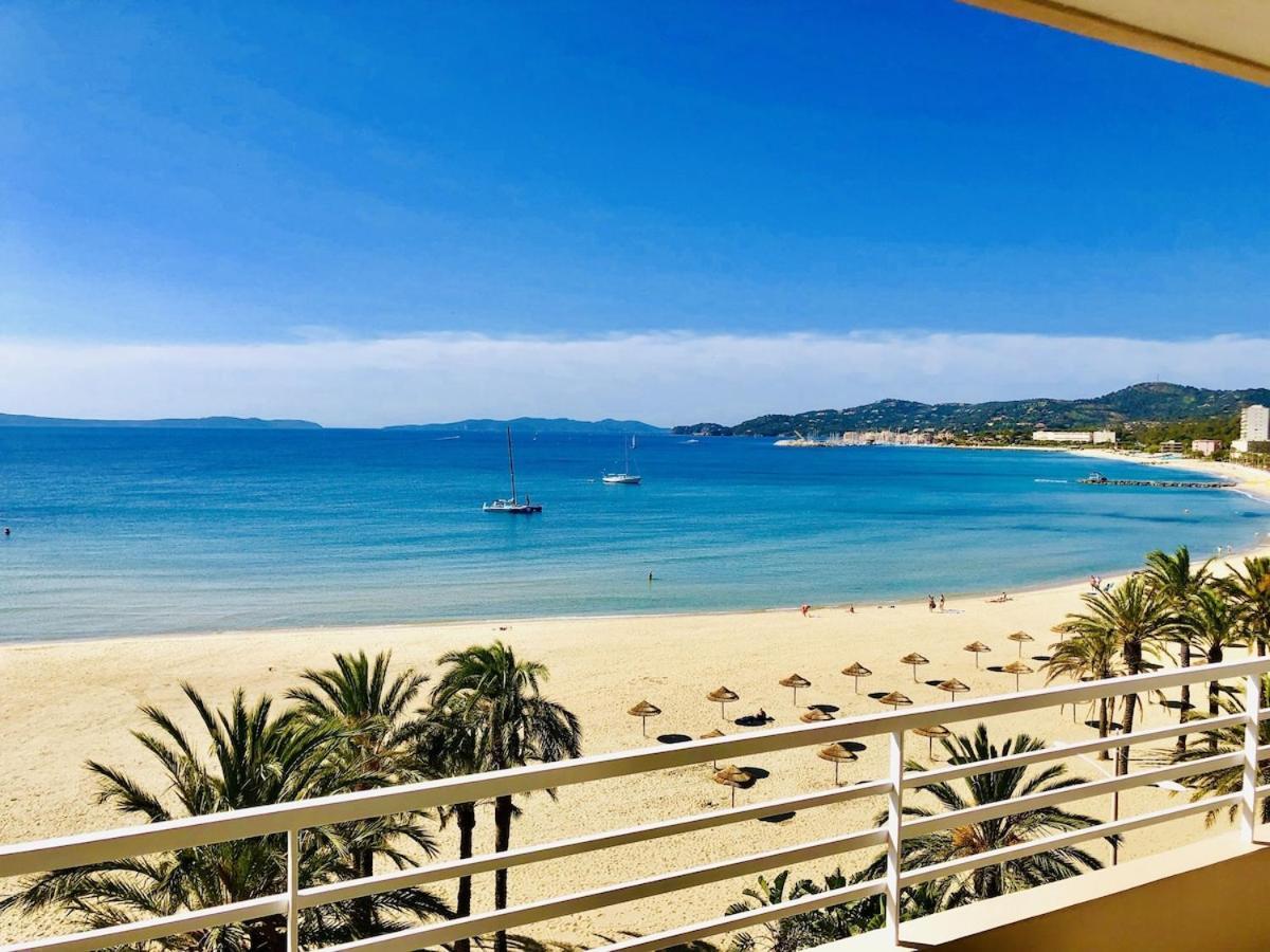T3 Front De Mer Dernier Etage Vue Mer Petit Havre De Paix Pour Vos Vacances Emplacement Unique Vue Mer Panoramique A 180 Degres Pour Ce T3 En Face De La Plage Front De Mer Vue Sur Les Iles 5 Et Dernier Etage Avec Ascenseur Le Lavandou Bagian luar foto